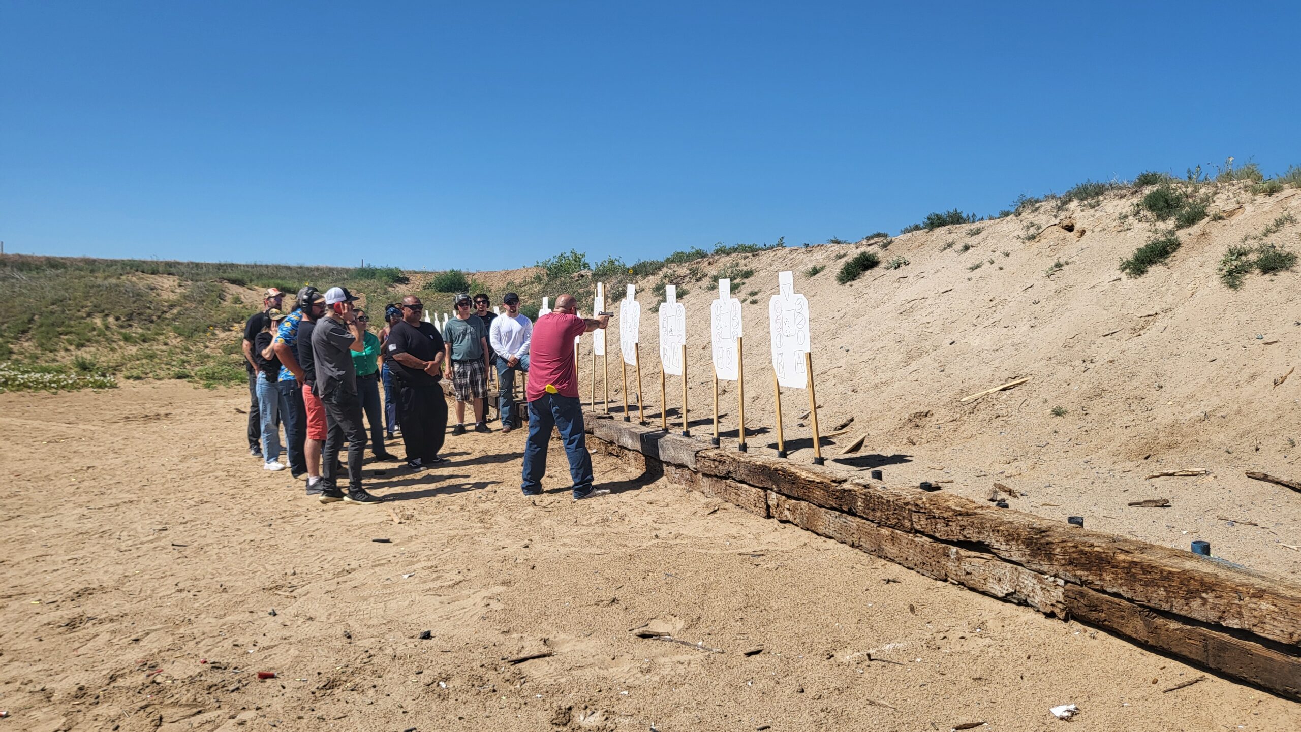 Edgar Antillon Guns For Everyone
